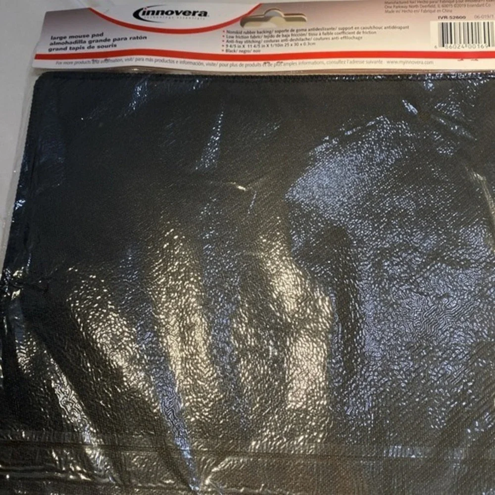 Innovera IVR52600Large Mouse Pad, Nonskid Base, 9 7/8 X 11 7/8 X 1/8, Black 3695